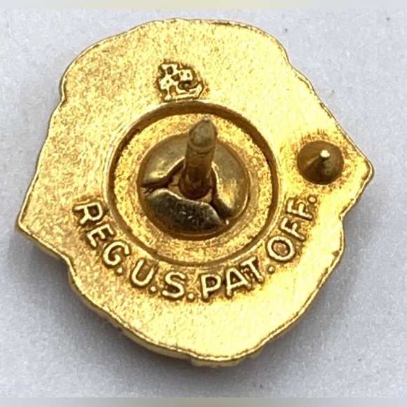 Vintage Gold plated Lions International Service Club Pin Tie Tack RegU.S PatOff. - Picture 6 of 6